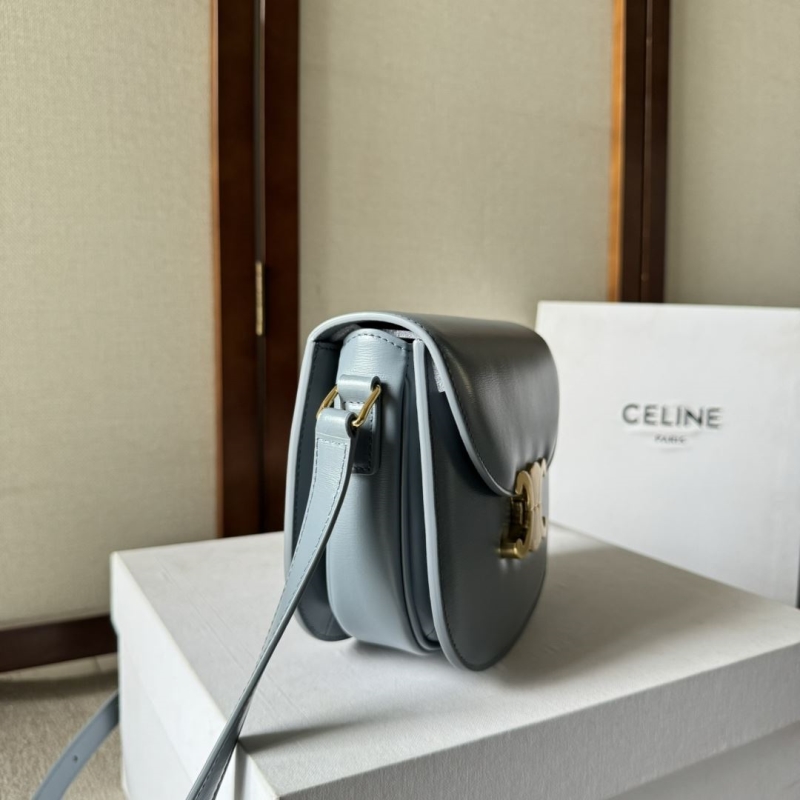 Ce1i*e triomphe bags